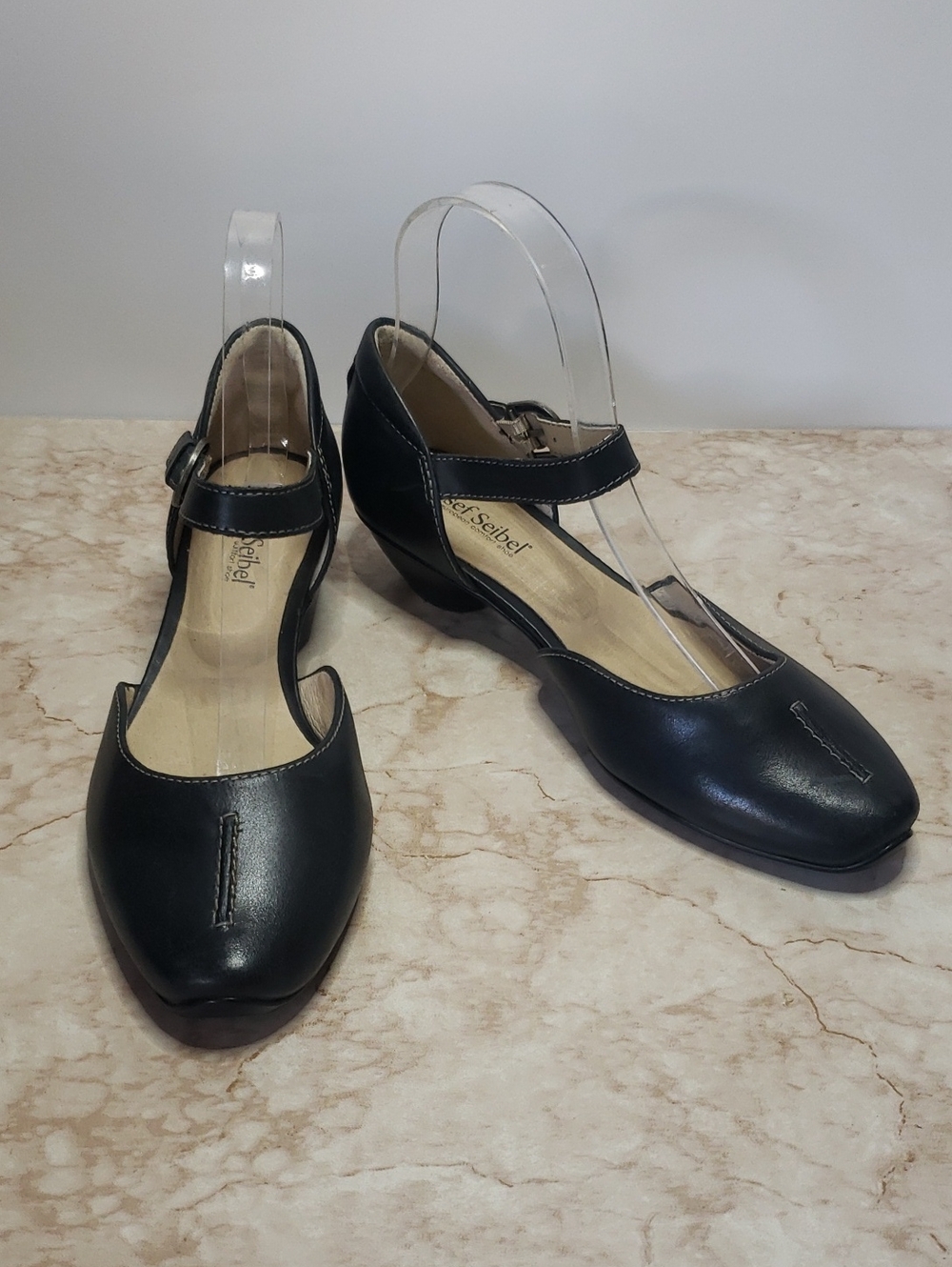 Josef Seibel Black Leather T-Strap Low Heel Pumps Size 38